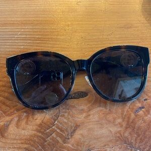 BNWT Gucci Sunglasses